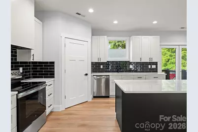 902 Narva Road, Hendersonville, NC 28792 - Photo 24