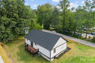 902 Narva Rd, Hendersonville, NC 28792 - Photo 44