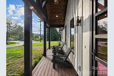 902 Narva Road, Hendersonville, NC 28792 - Photo 6