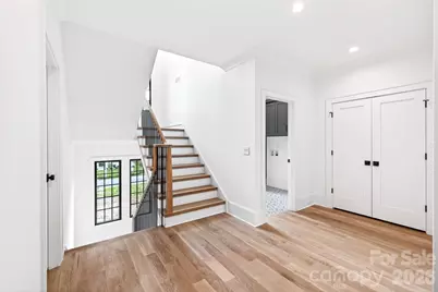 709 Bertonley Avenue, Charlotte, NC 28211 - Photo 32