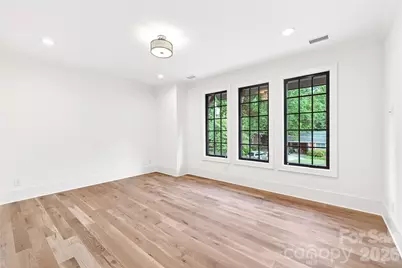 709 Bertonley Avenue, Charlotte, NC 28211 - Photo 28