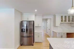 3600 Carmel Rd, Charlotte, NC 28226 - Photo 16