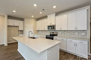 327 Pantego Pl, Salisbury, NC 28144 - Photo 4