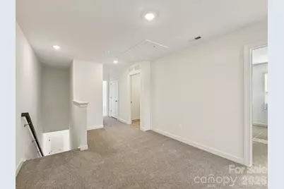 8300 Hidden Springs Trail, Charlotte, NC 28216 - Photo 10