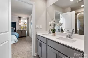 8337 Hidden Spgs Trl, Charlotte, NC 28216 - Photo 16
