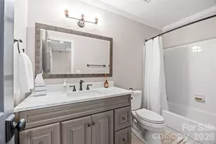 512 Olmsted Park Pl, Charlotte, NC 28203 - Photo 32