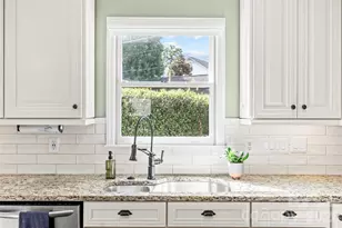 512 Olmsted Park Pl, Charlotte, NC 28203 - Photo 16