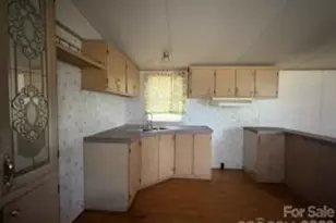 31610 Clete Rd, Albemarle, NC 28001 - Photo 6