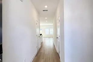 9025 Foggy Brook Loop, Charlotte, NC 28216 - Photo 4