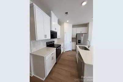 9025 Foggy Brook Loop, Charlotte, NC 28216 - Photo 10