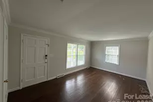 4834 Fairheath Rd, Charlotte, NC 28210 - Photo 2