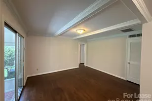 4834 Fairheath Rd, Charlotte, NC 28210 - Photo 4