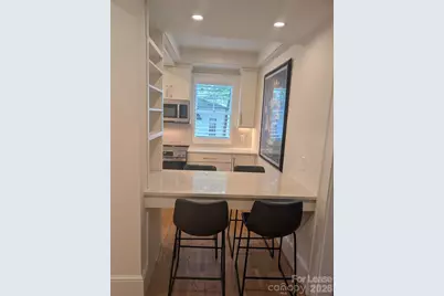 923 Henley Place, Charlotte, NC 28207 - Photo 8