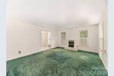 200 Heathcote Road, Hendersonville, NC 28791 - Photo 6