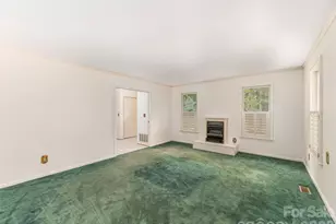 200 Heathcote Rd, Hendersonville, NC 28791 - Photo 6