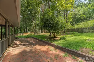 200 Heathcote Rd, Hendersonville, NC 28791 - Photo 38
