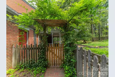 200 Heathcote Road, Hendersonville, NC 28791 - Photo 42