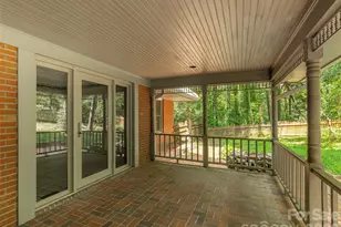 200 Heathcote Rd, Hendersonville, NC 28791 - Photo 36