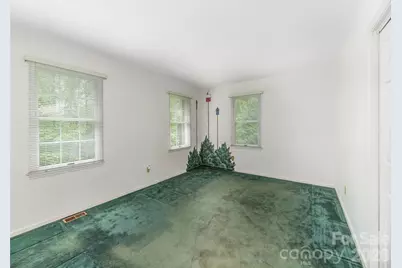 200 Heathcote Road, Hendersonville, NC 28791 - Photo 32