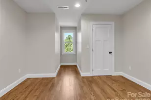 146 Bradford Pk, Clyde, NC 28721 - Photo 22