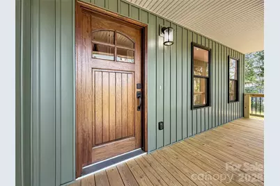 146 Bradford Park, Clyde, NC 28721 - Photo 4