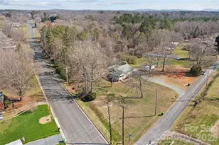 404 Moss Springs Rd, Albemarle, NC 28001 - Photo 2
