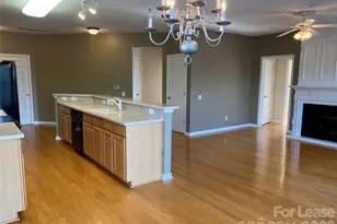 14744 Via Sorrento Dr, Charlotte, NC 28277 - Photo 10