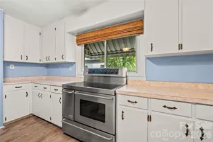2 Bostic Pl, Asheville, NC 28803 - Photo 10