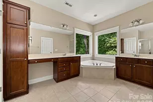 24 Greenwells Glory Dr, Candler, NC 28715 - Photo 18