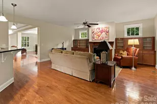 24 Greenwells Glory Dr, Candler, NC 28715 - Photo 6