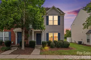 4960 Sunburst Ln, Charlotte, NC 28213 - Photo 1
