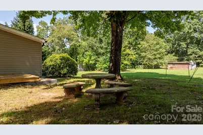 160 Green Street, Rutherford College, NC 28612 - Photo 22