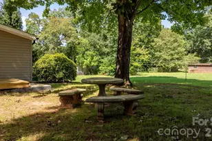 160 Green St, Rutherford College, NC 28612 - Photo 22