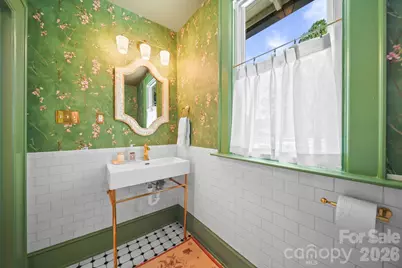 424 S York Street, Gastonia, NC 28052 - Photo 16