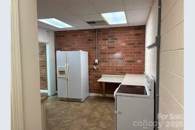 322 E Statesville Avenue, Mooresville, NC 28115 - Photo 6