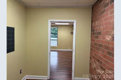 322 E Statesville Avenue, Mooresville, NC 28115 - Photo 4