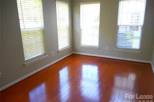 1018 Fountainbrook Dr, Indian Trail, NC 28079 - Photo 8