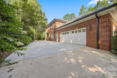 1515 8th Street NW, Hickory, NC 28601 - Photo 32