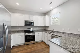 237 W Grover St, Shelby, NC 28150 - Photo 8