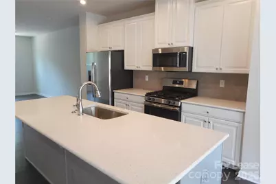 1563 S Church Street, Charlotte, NC 28203 - Photo 2