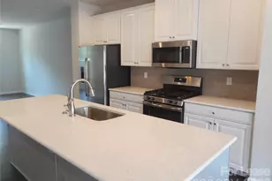 1563 S Church St, Charlotte, NC 28203 - Photo 2