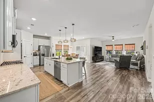 6411 Barcelona Wy, Charlotte, NC 28214 - Photo 4
