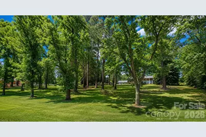 201 S Main Street, Mount Gilead, NC 27306 - Photo 2