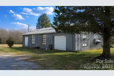 194 Old Limestone Road W, York, SC 29745 - Photo 2