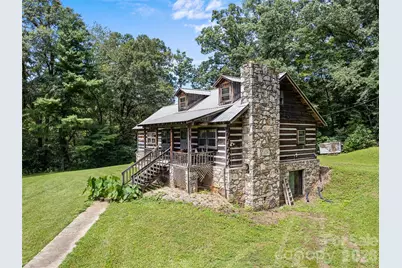 831 Qualla Road, Waynesville, NC 28785 - Photo 2