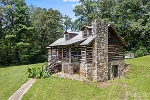 831 Qualla Rd, Waynesville, NC 28785 - Photo 2