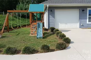 329 Springwood Dr NE, Valdese, NC 28690 - Photo 4