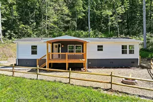 26 Lancelot Loop, Canton, NC 28716 - Photo 2