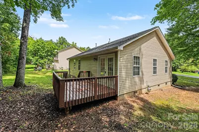 10104 Rockwood Road, Charlotte, NC 28215 - Photo 20