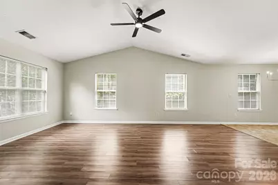 10104 Rockwood Road, Charlotte, NC 28215 - Photo 6